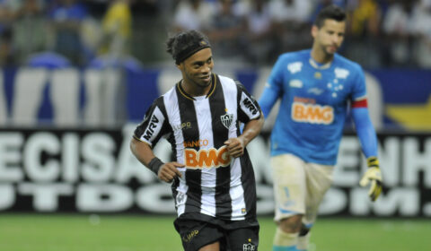 Ronaldinho manda recado antes de Cruzeiro x Atlético pela Copa do Brasil