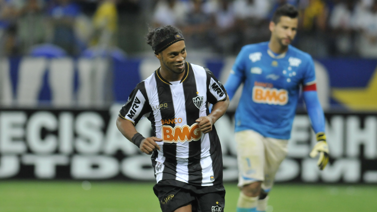 Ronaldinho manda recado antes de Cruzeiro x Atlético pela Copa do Brasil