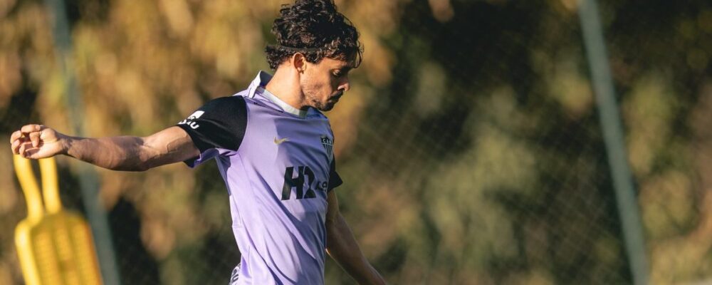 Scarpa rebate com sarcasmo torcedora sobre possível saída do Atlético: ‘Gratiluzes’