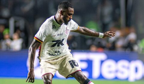 Vitória ganha reforço de ex-Cruzeiro para enfrentar Atlético no Brasileiro